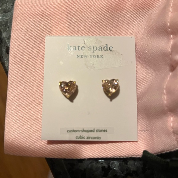 Brand new earrings - Picture 2 of 4